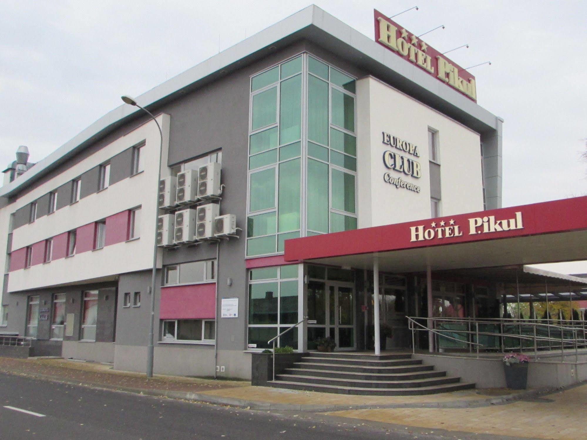 Hotel Pikul Puławy Exterior foto